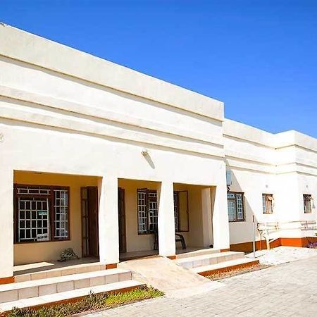 Nkanga Hotel カサネ エクステリア 写真
